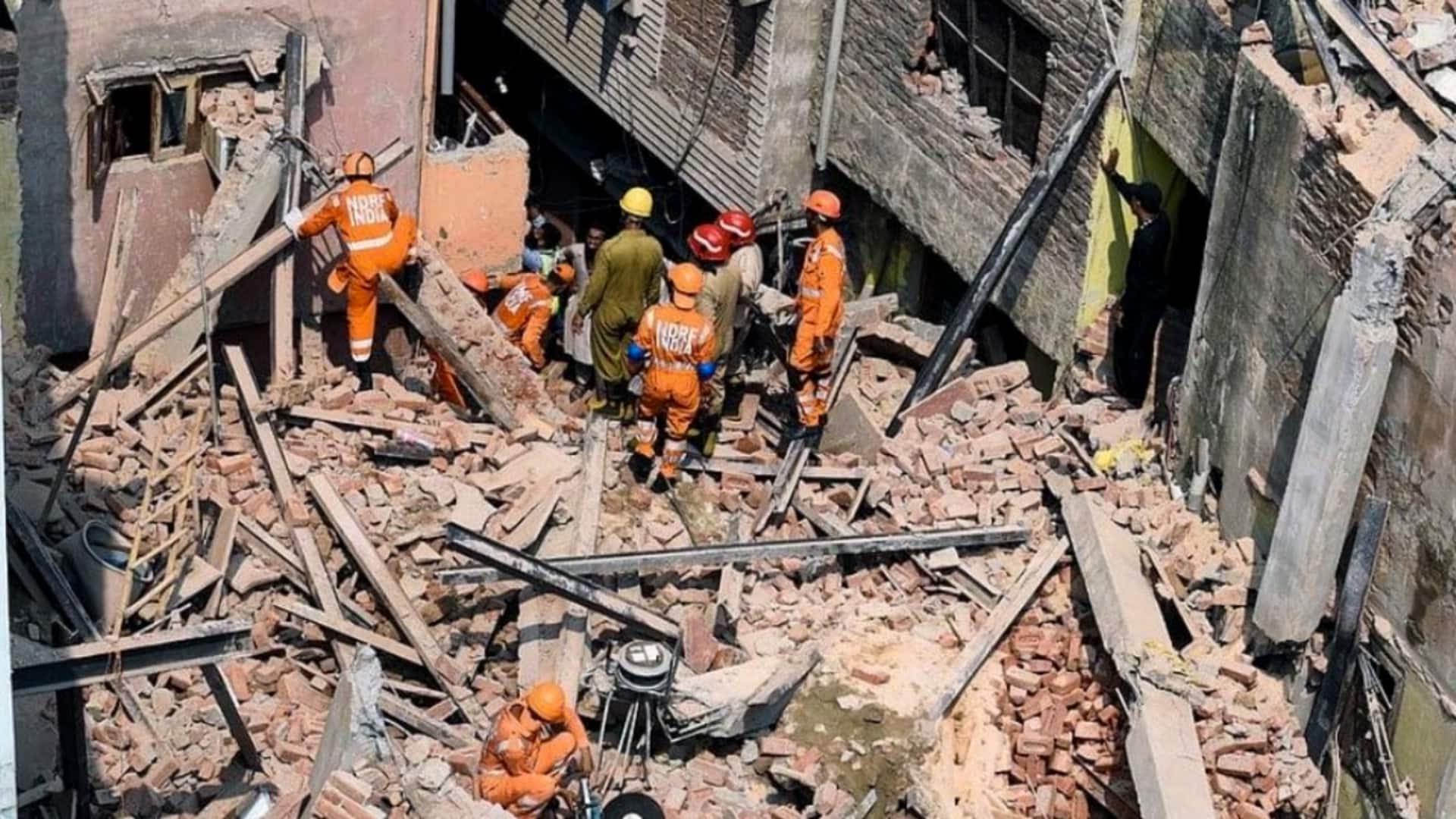 दिल्ली में अवैध PG पर चलेगा बुलडोजर, सत्य निकेतन हादसे में 5वीं गिरफ्तारी 