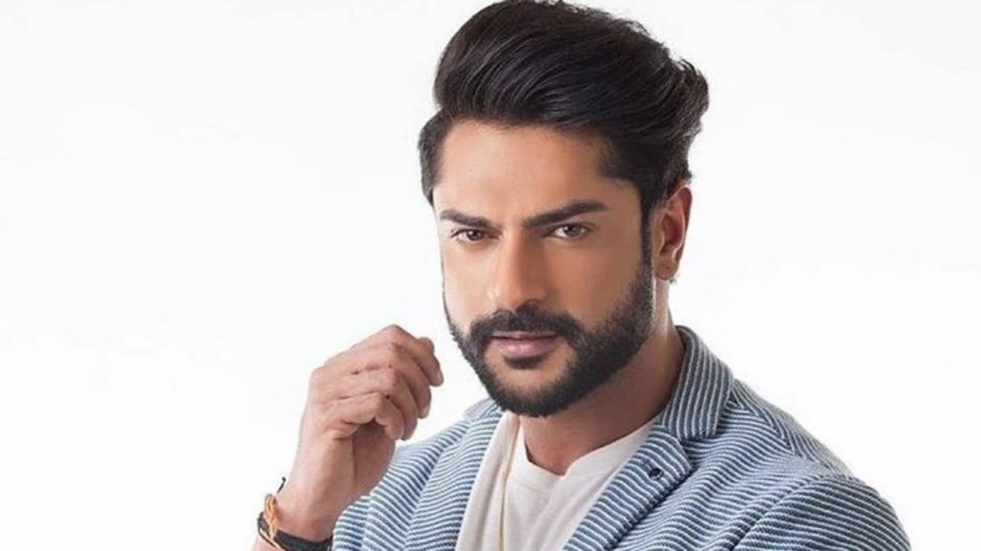 अभिनेता आशीष कपूर रेप के आरोप में गिरफ्तार, पीड़िता बोली- उत्पीड़न के दौरान वीडियो भी बनाया अभिनेता आशीष कपूर रेप के आरोप में गिरफ्तार, पीड़िता बोली- उत्पीड़न के दौरान वीडियो भी बनाया