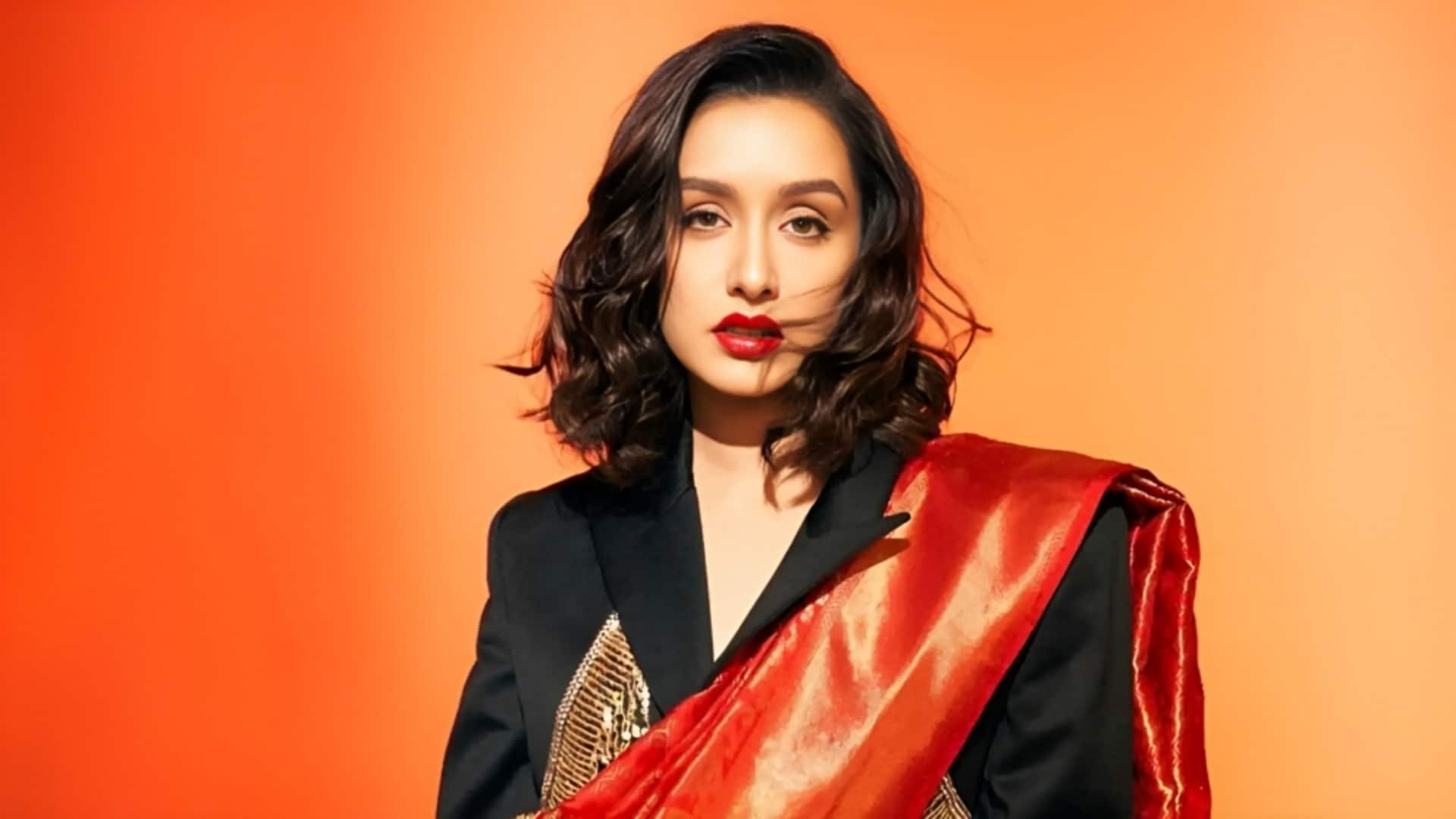 बायोपिक से बॉक्स ऑफिस का खेल बदलने आ रहीं श्रद्धा कपूर समेत ये अभिनेत्रियां