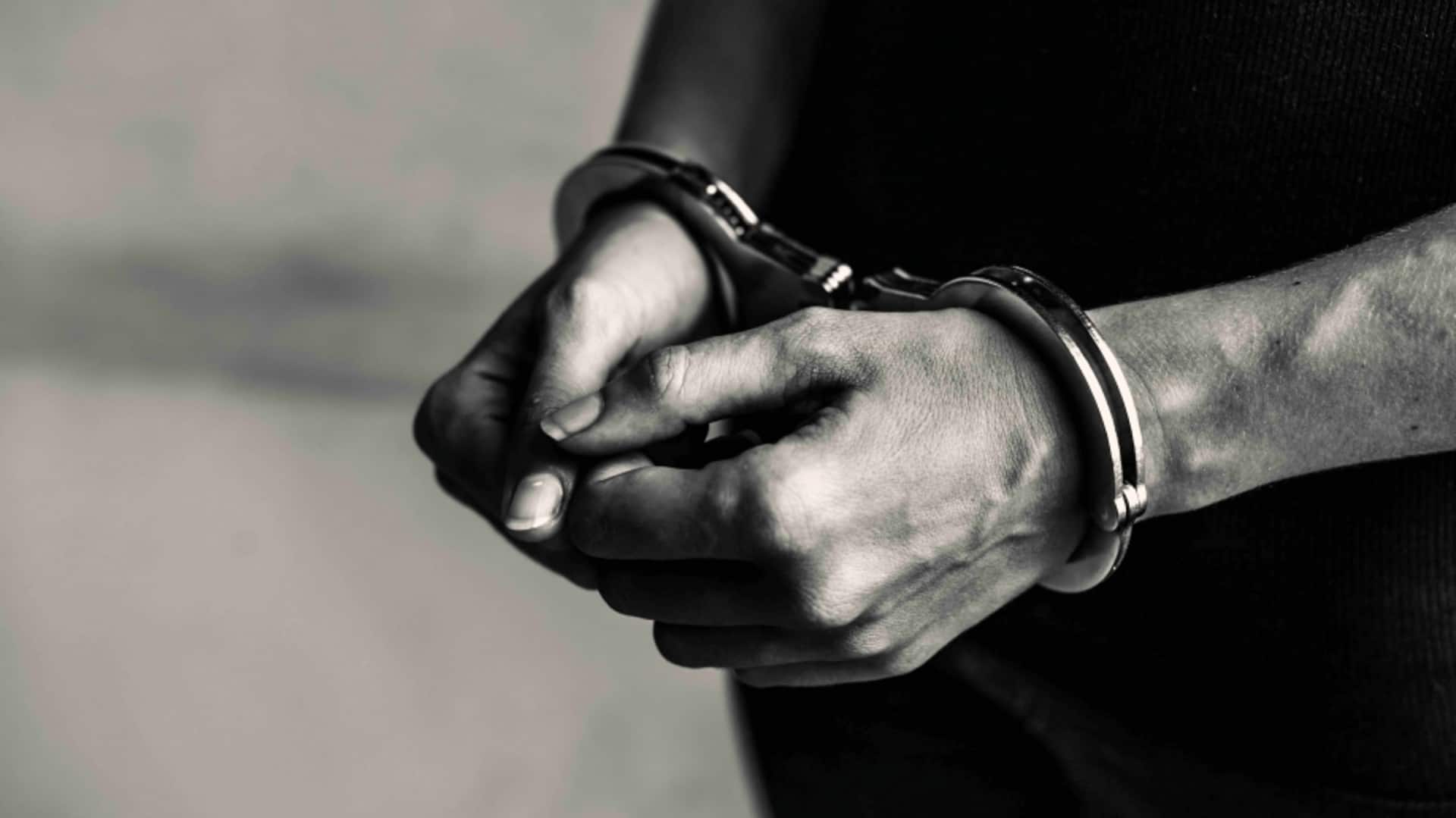 अमेरिका: भारतीय दंपति को हुई जेल, नाबालिग रिश्तेदार से जबरन पेट्रोल पंप-स्टोर में कराया था काम