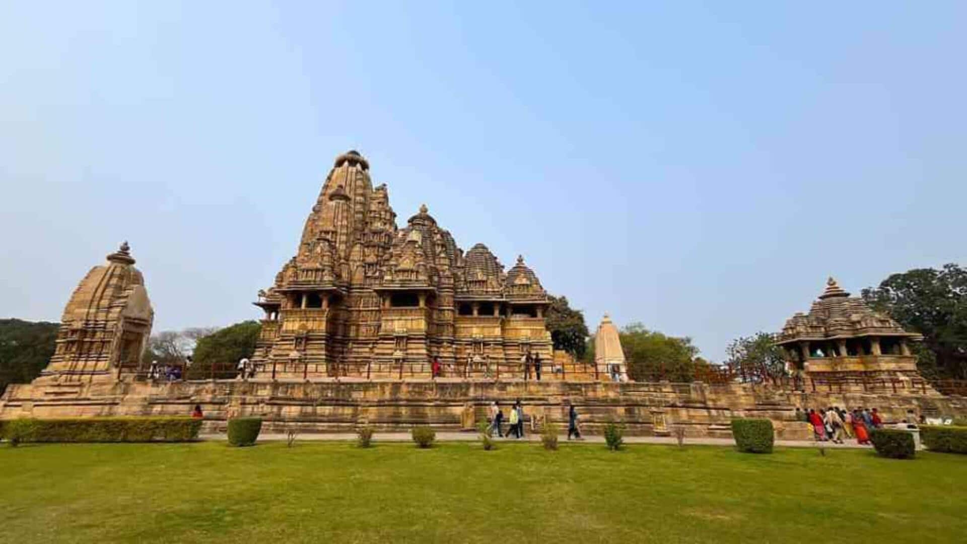 खजुराहो की यात्रा की योजना बना रहे हैं? जान लें ये 5 जरूरी बातें