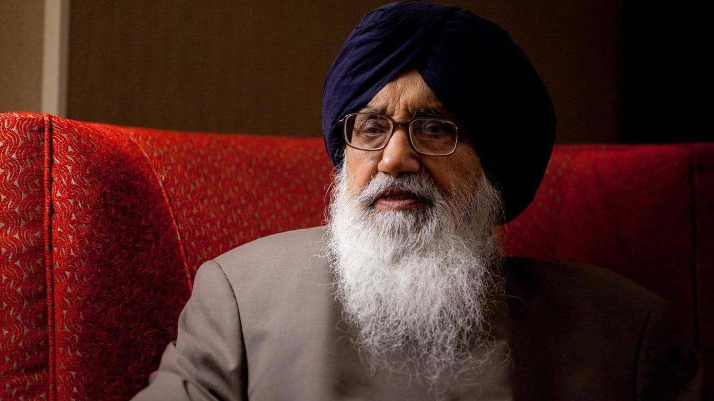 प्रकाश सिंह बादल ने साधा सरकार पर निशाना प्रकाश सिंह बादल ने साधा सरकार पर निशाना
