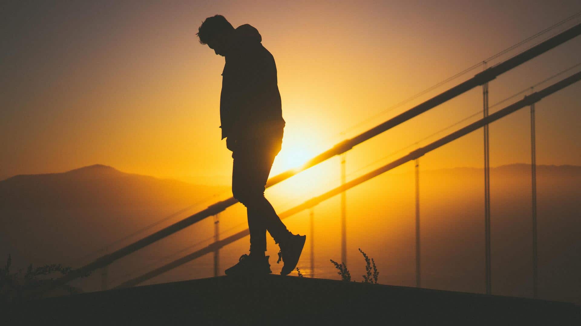 स्वास्थ्य पर बुरा असर डाल सकता है अकेलापन, इससे निपटने के लिए अपनाएं ये 5 तरीके