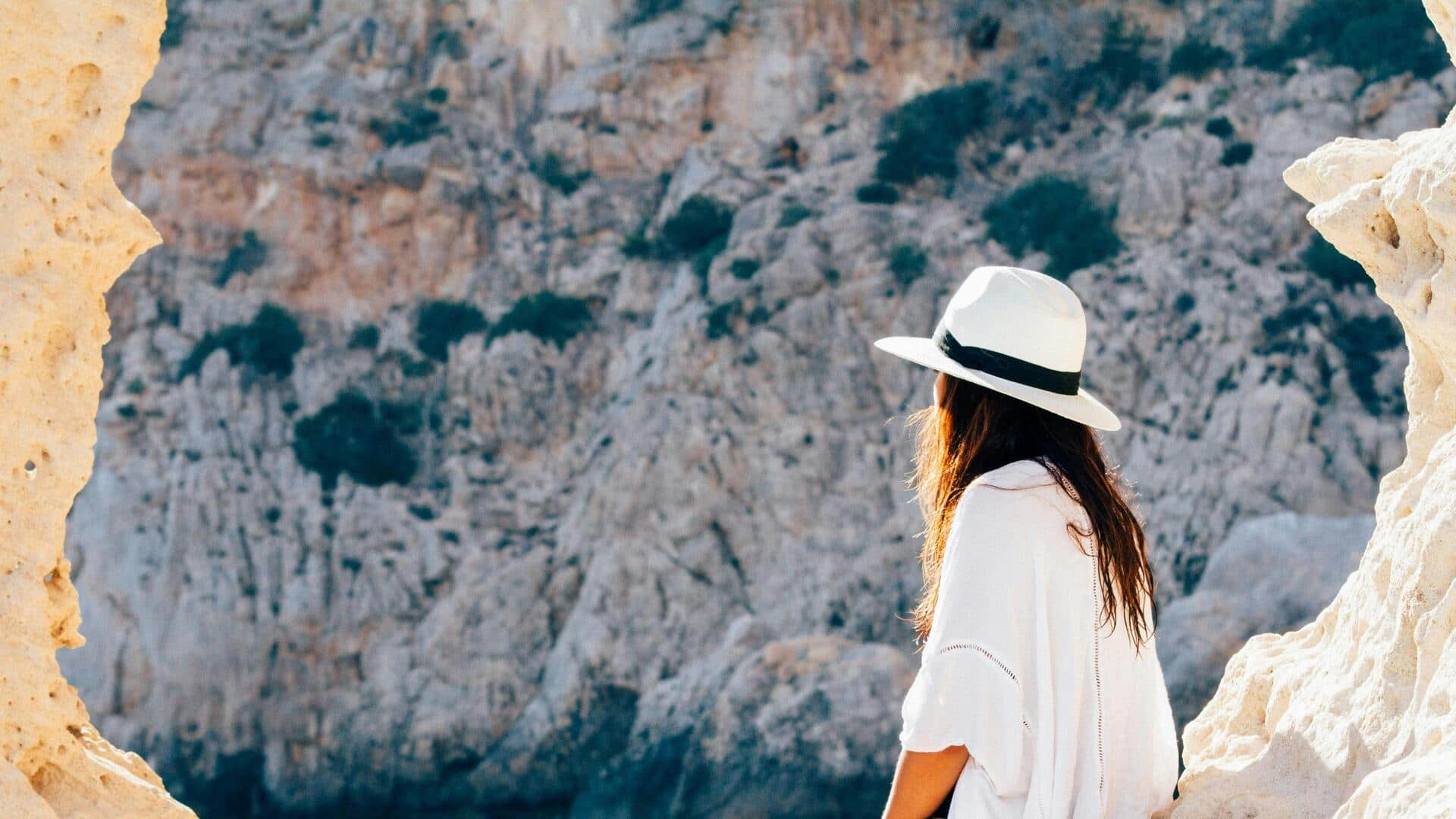 गर्मियों में कम पैसों में यात्रा करने के लिए अपनाएं ये टिप्स, होगी पैसों की बचत