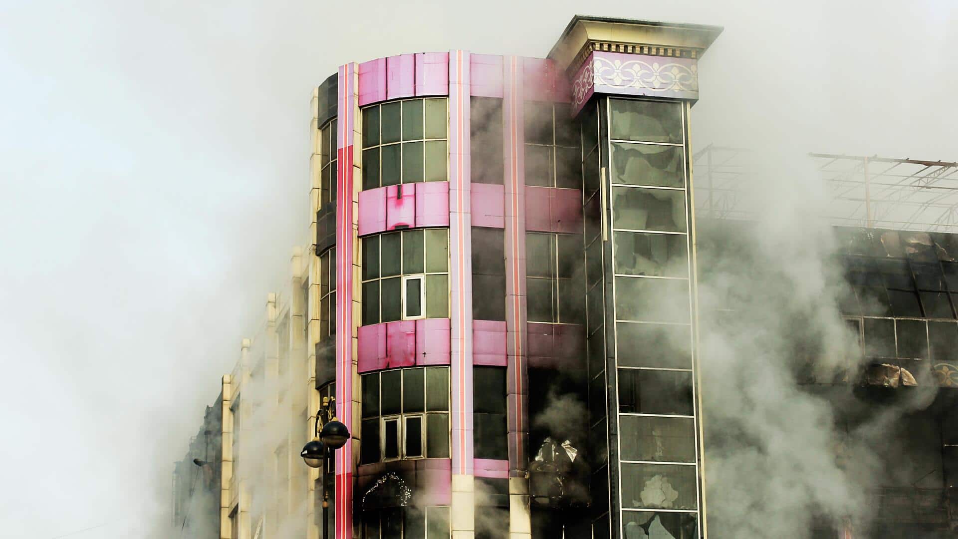 चीन: कोयला संयंत्र की 5 मंजिला इमारत में लगी भीषण आग, 25 लोगों की जलकर मौत