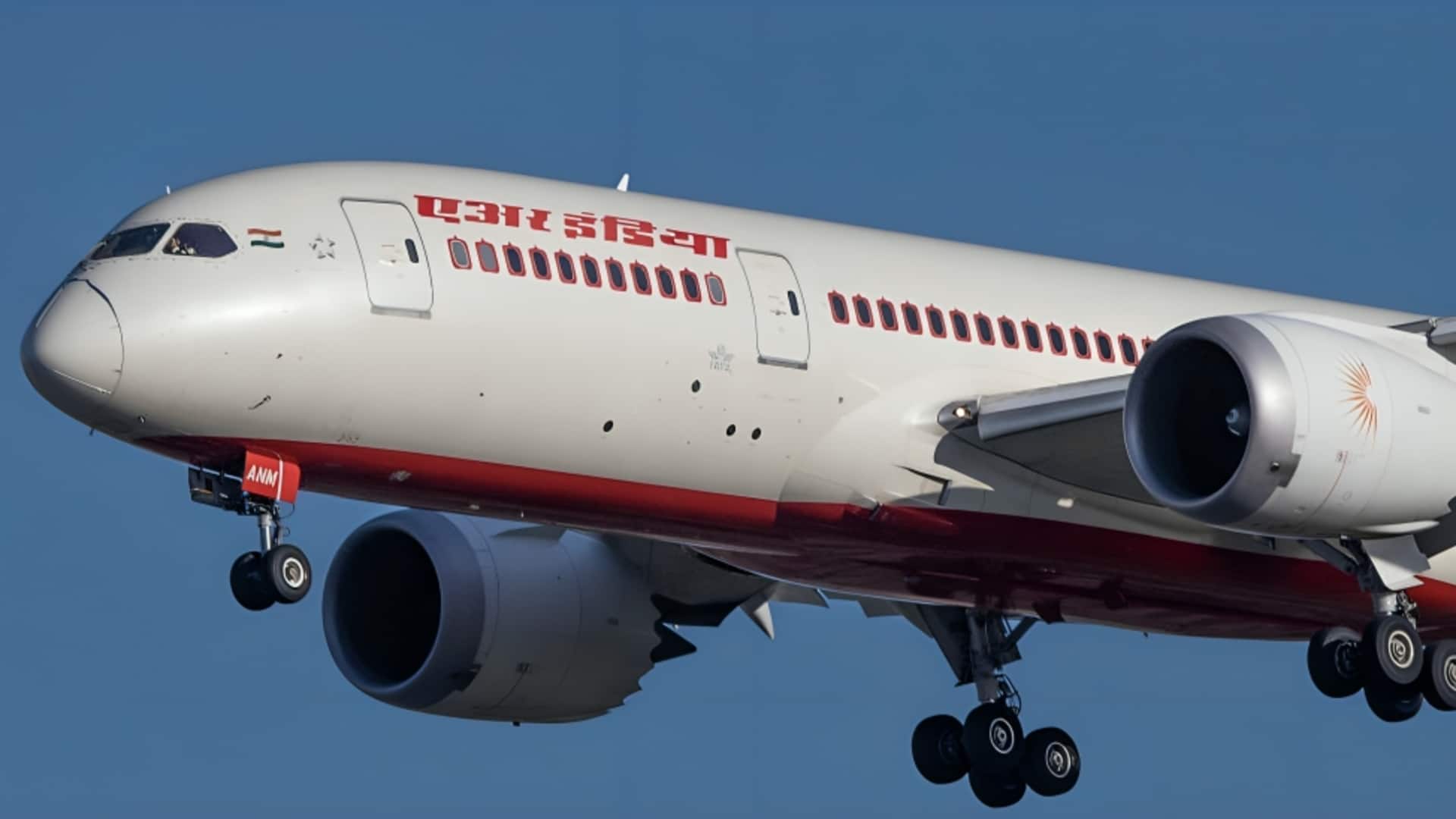 शराब के नशे में विमान उड़ाने जा रहा था एयर इंडिया पायलट, पकड़ा गया