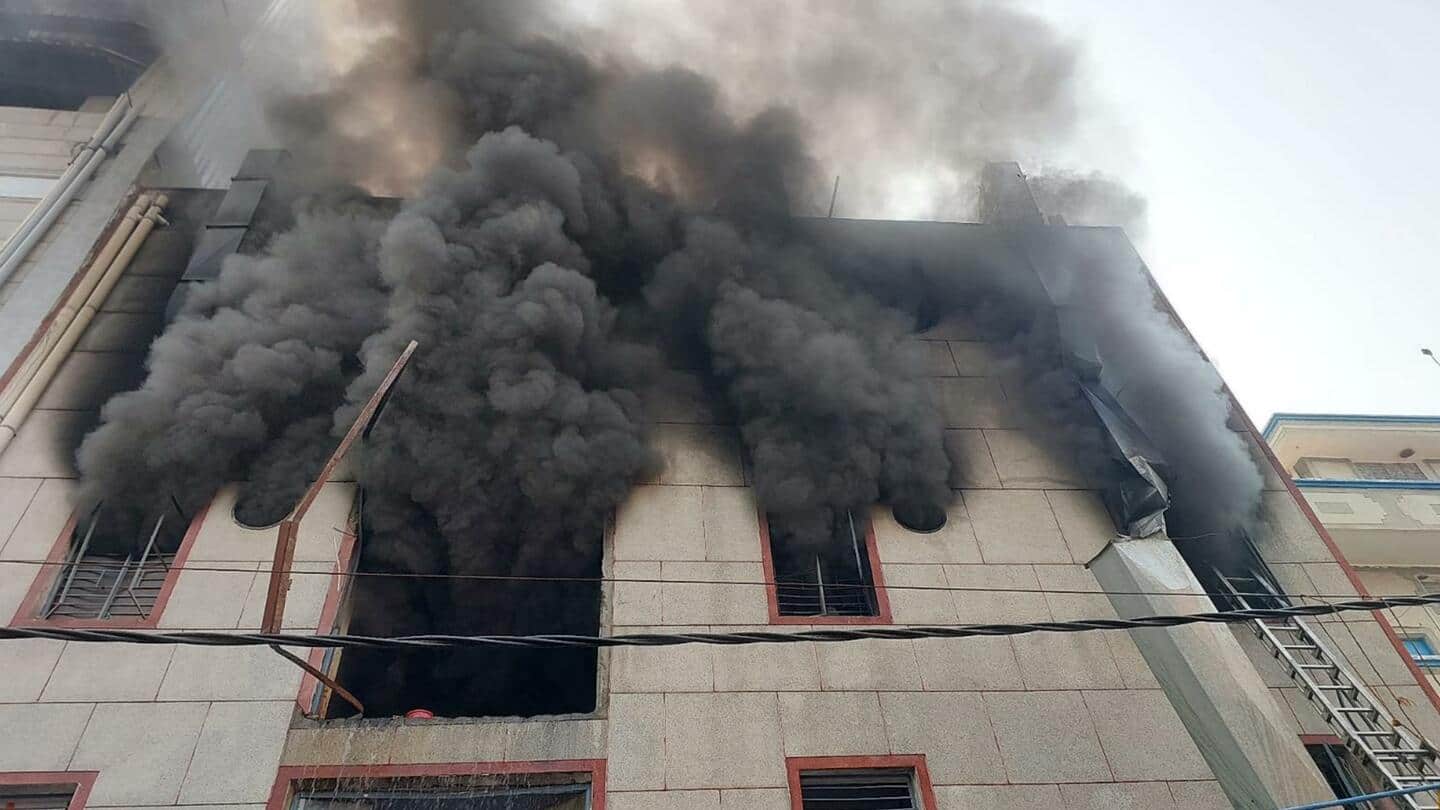 दिल्ली: नरेला में जूता फैक्ट्री में लगी भीषण आग; दो की मौत, 18 घायल