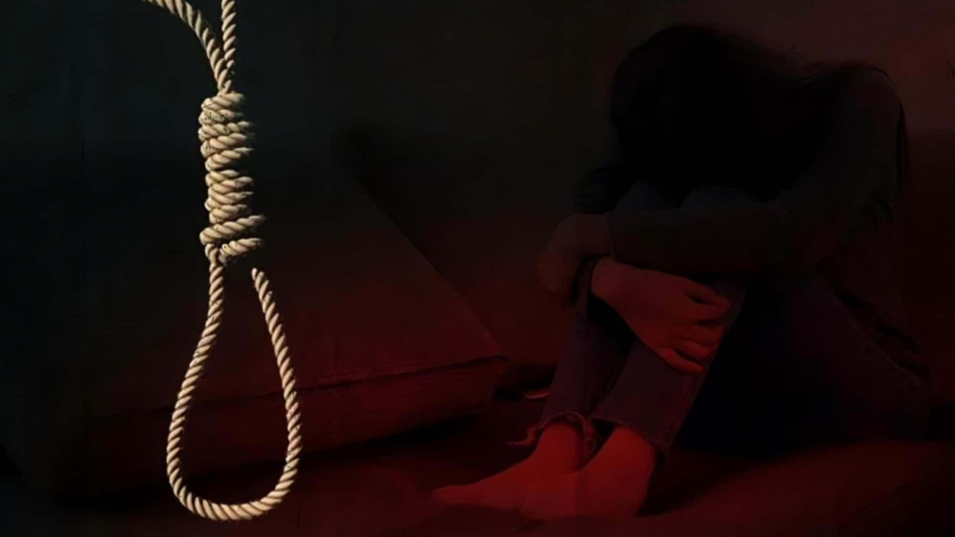 उत्तर प्रदेश: नौकरी जाने के बाद लखनऊ लौटे युवक ने की आत्महत्या
