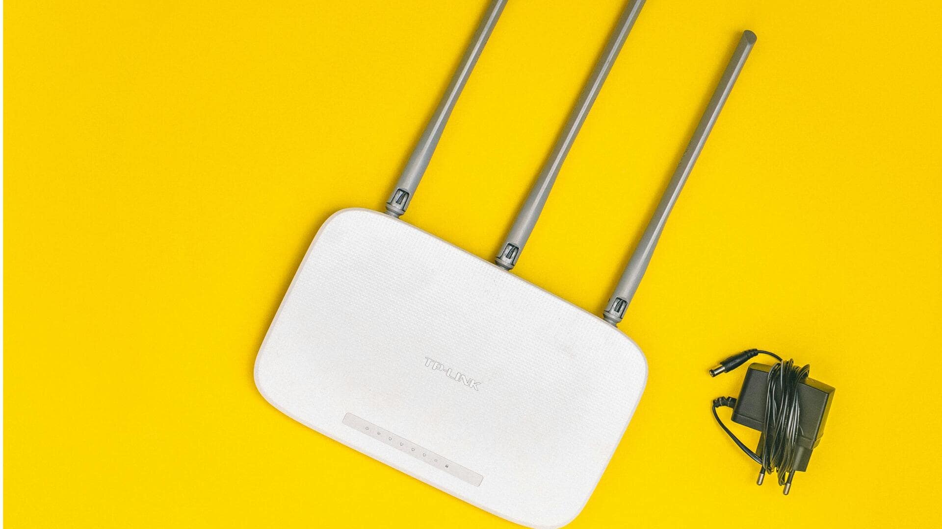 वाई-फाई की स्पीड बढ़ाने के लिए आजमाएं ये 5 आसान तरीके वाई-फाई की स्पीड बढ़ाने के लिए आजमाएं ये 5 आसान तरीके