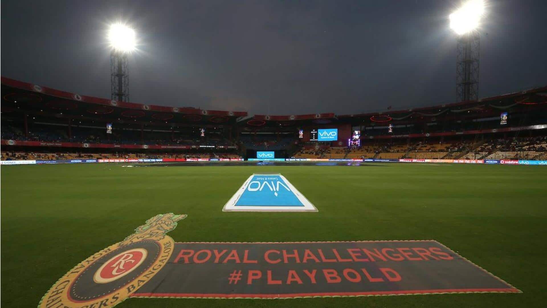 IPL 2026: चिन्नास्वामी स्टेडियम के कैंटीन कर्मचारी ने महंगे दाम पर बेचे टिकट, हुई गिरफ्तारी