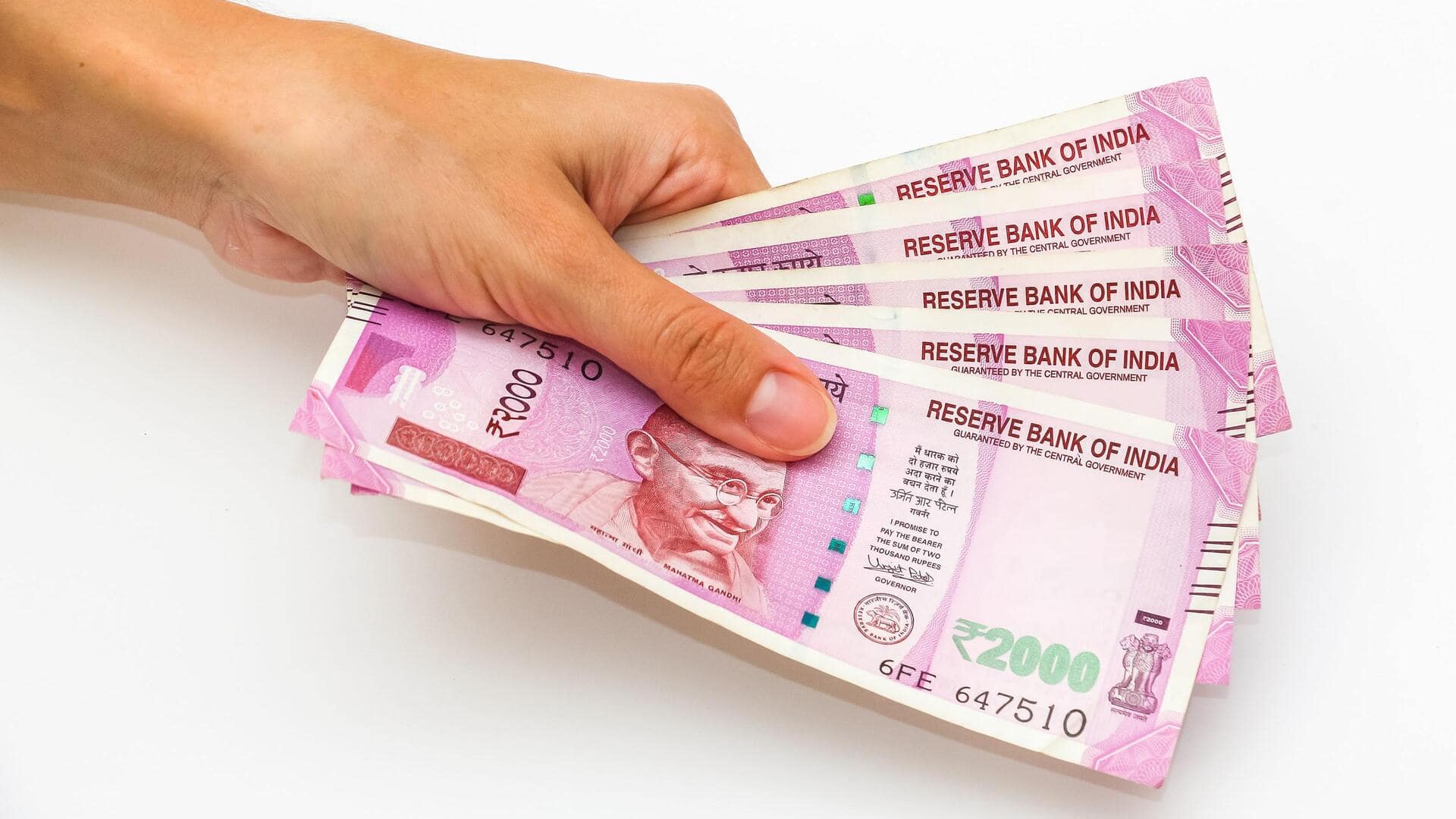#NewsBytesExplainer: RBI क्यों लेकर आया था 2,000 रुपये के नोट और अब क्यों कर रहा बंद?