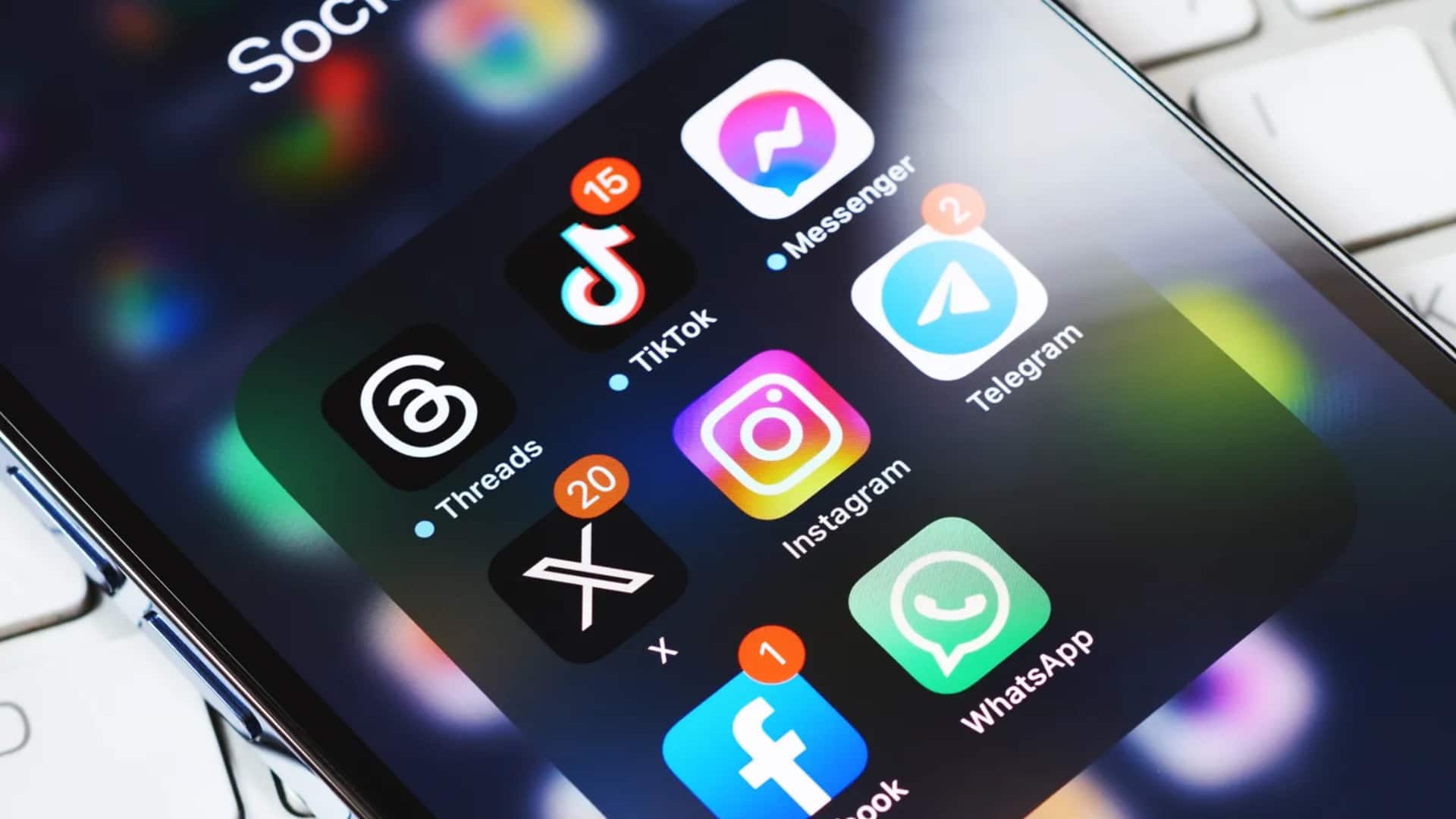 ऑस्ट्रेलिया में पत्रकारों को भुगतान करने के लिए सोशल मीडिया कंपनियों पर टैक्स लगाने की योजना