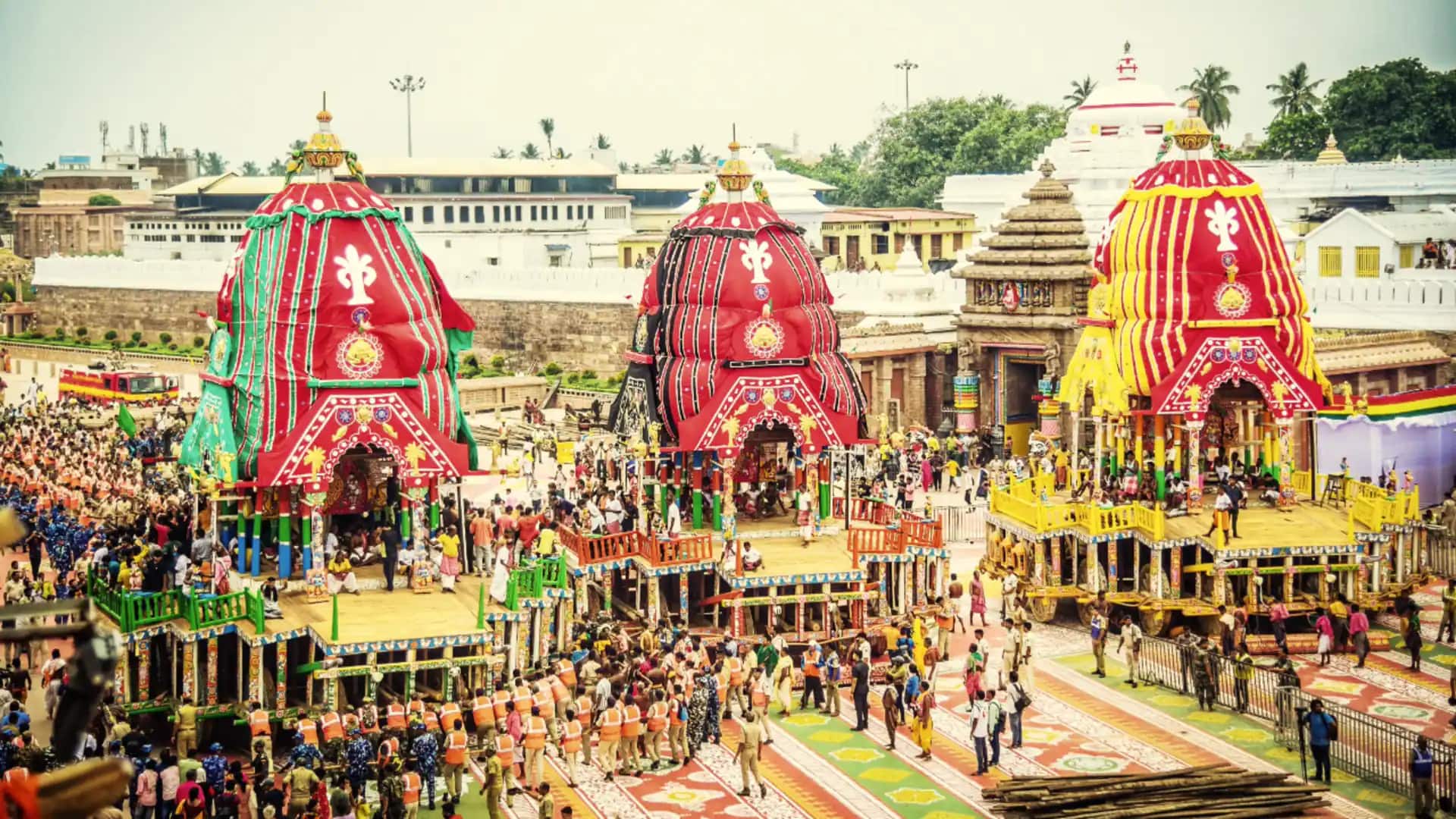 ओडिशा में भगदड़ के बाद कलेक्टर-SP का तबादला; मुख्यमंत्री ने माफी मांगी, मुआवजे का भी ऐलान ओडिशा में भगदड़ के बाद कलेक्टर-SP का तबादला; मुख्यमंत्री ने माफी मांगी, मुआवजे का भी ऐलान