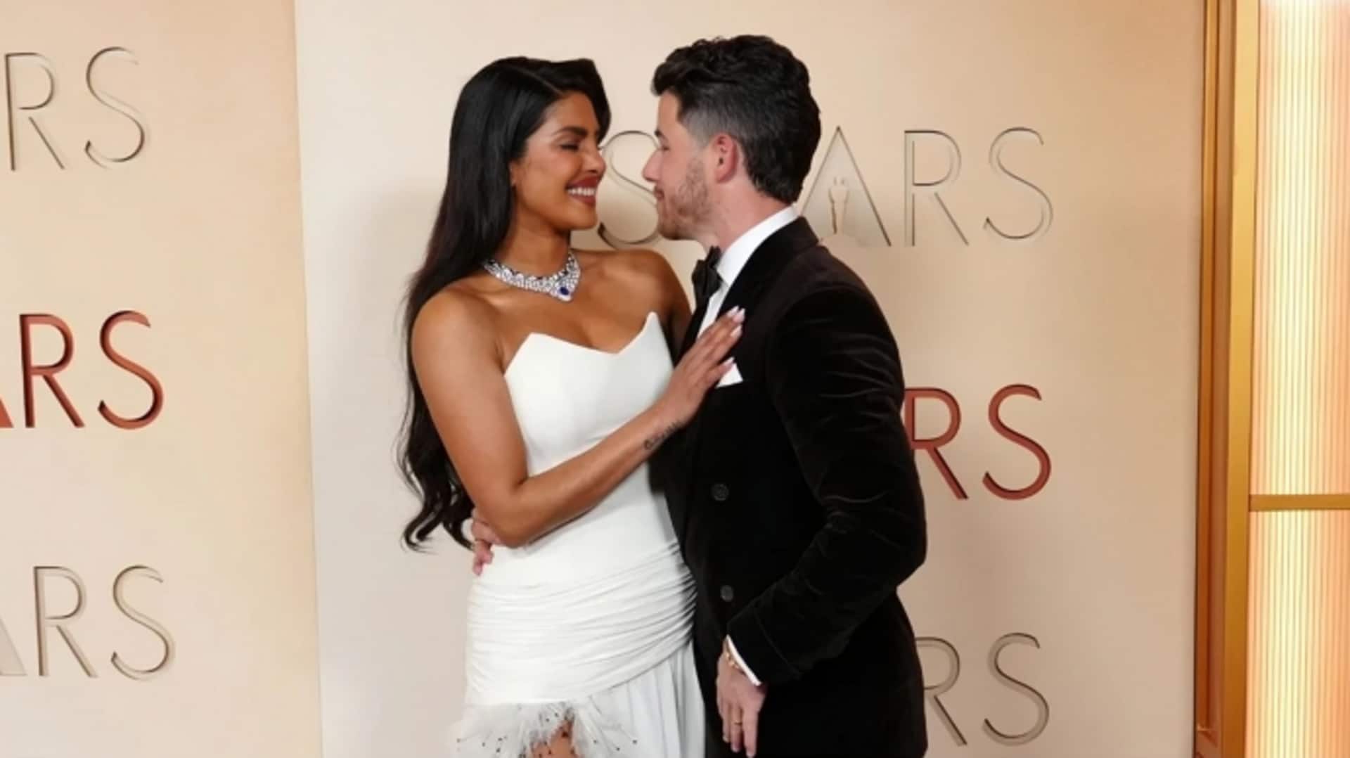 ऑस्कर 2026: निक जोनास संग प्रियंका चोपड़ा तो आनंद पीरामल संग ईशा अंबानी ने बिखेरा जलवा