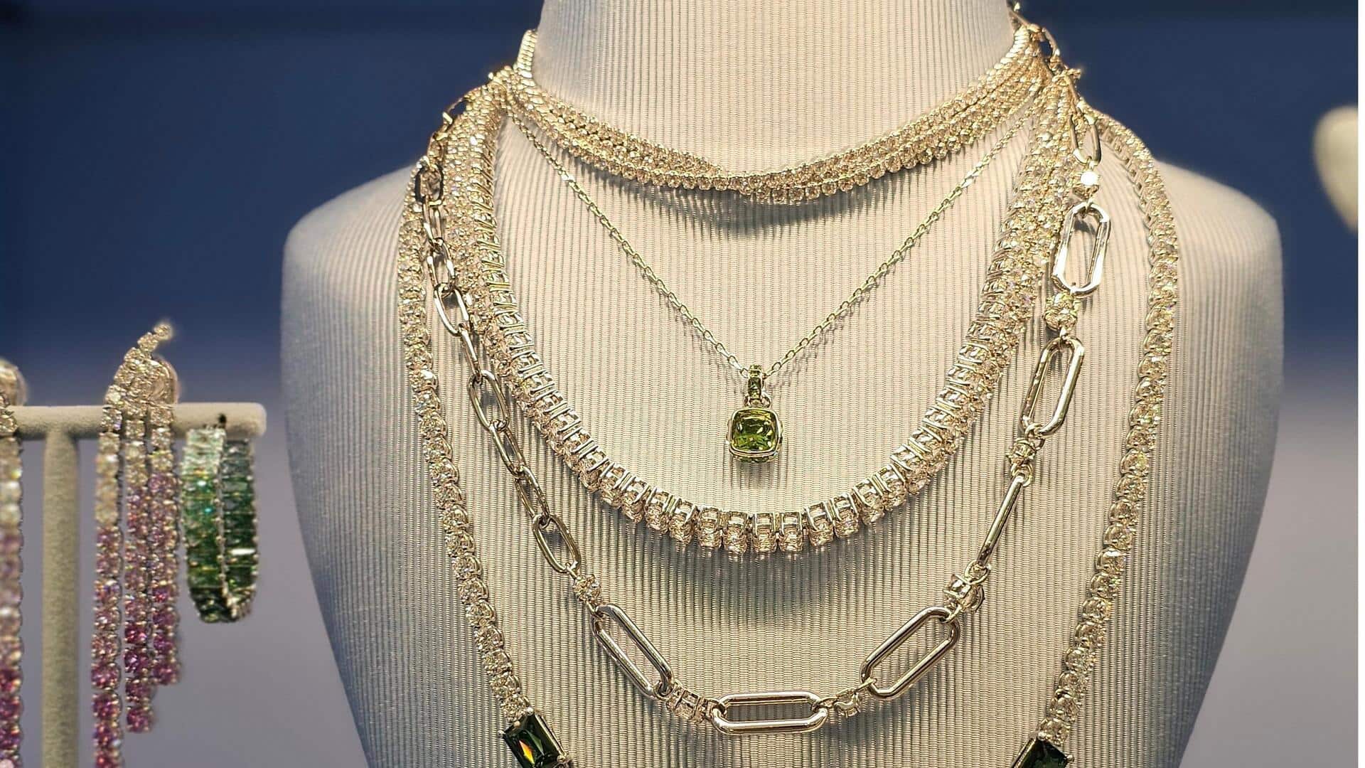 अपने लिए बनाएं गहनों का एक खास स्टाइल, इन 5 टिप्स से मिलेगी मदद