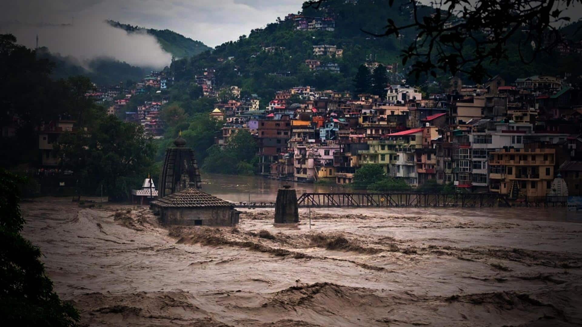 हिमाचल प्रदेश और उत्तराखंड में बारिश का रेड अलर्ट, 50 से अधिक की मौत