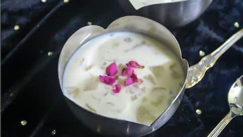 चिलचिलाती गर्मी को मात देने के लिए करें ताड़गोले का सेवन, इससे बनाएं ये रिफ्रेशिंग व्यंजन 