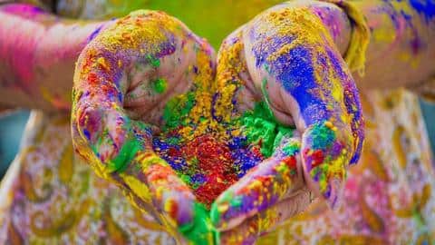 Know the magic of colors and herbs this Holi Know the magic of colors and herbs this Holi