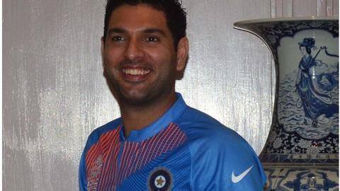 Yuvraj slams his 14th ODI century Yuvraj slams his 14th ODI century