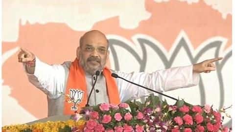 Rajasthan: Amit Shah flags off Raje's 58-day 'Rajasthan Gaurav Yatra' Rajasthan: Amit Shah flags off Raje's 58-day 'Rajasthan Gaurav Yatra'