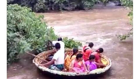 TN: Nilgiris bride braves flooded river to rush for wedding TN: Nilgiris bride braves flooded river to rush for wedding