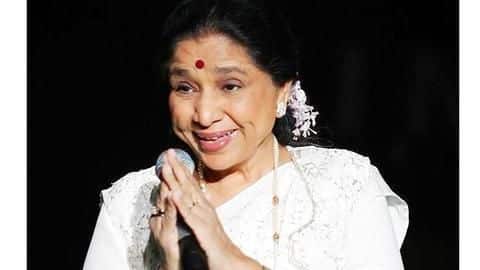 Asha Bhosle to be honored with 'Banga Vibhushan' award Asha Bhosle to be honored with 'Banga Vibhushan' award