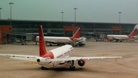 Delhi: 23 Air India flights delayed due to software malfunction Delhi: 23 Air India flights delayed due to software malfunction
