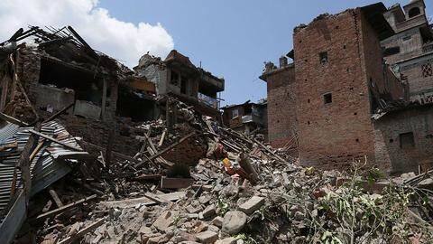 Two killed, 170 injured in major quake in Turkey, Greece Two killed, 170 injured in major quake in Turkey, Greece