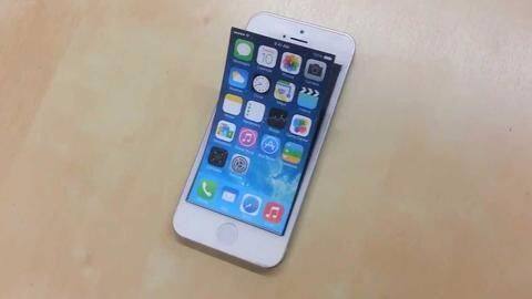 Apple working on "foldable" iPhone that opens like a book! Apple working on "foldable" iPhone that opens like a book!