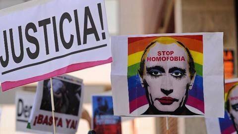 Russia bans "gay clown" memes of President Putin Russia bans "gay clown" memes of President Putin