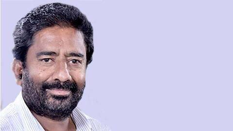 Air India mulls own no-fly list after Sena MP's attack Air India mulls own no-fly list after Sena MP's attack