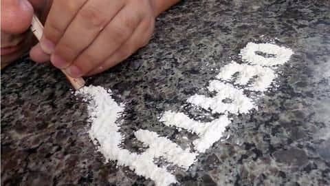 Mumbai: Peddlers lure college students by distributing free cocaine Mumbai: Peddlers lure college students by distributing free cocaine