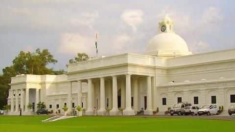 IIT-Roorkee announces JEE Advanced 2019 date: Here are the details IIT-Roorkee announces JEE Advanced 2019 date: Here are the details