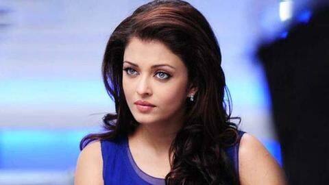 Aishwarya, daughter Aaradhya pose on a Paris carousel. See pics Aishwarya, daughter Aaradhya pose on a Paris carousel. See pics