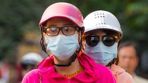 Delhi's air-quality may slip from 'very poor' to 'severe' today Delhi's air-quality may slip from 'very poor' to 'severe' today