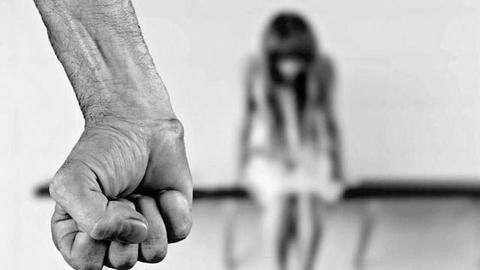 'Harassed' DU student jumps off a moving DTC bus 'Harassed' DU student jumps off a moving DTC bus