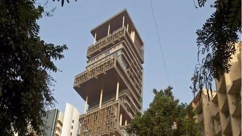 Fire breaks out at Mukesh Ambani's house 'Antilia' Fire breaks out at Mukesh Ambani's house 'Antilia'