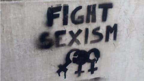6 female politicians complain about being harassed through texts 6 female politicians complain about being harassed through texts