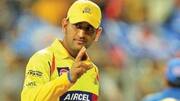 Twitter goes berserk as Dhoni finishes off with a six