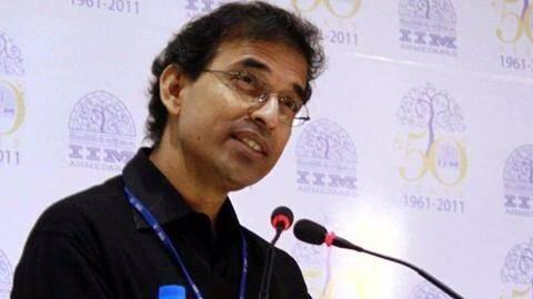 After a year, Harsha Bhogle to return to English commentary After a year, Harsha Bhogle to return to English commentary
