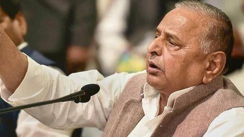 Mulayam asks SP workers to contest all 403 seats Mulayam asks SP workers to contest all 403 seats