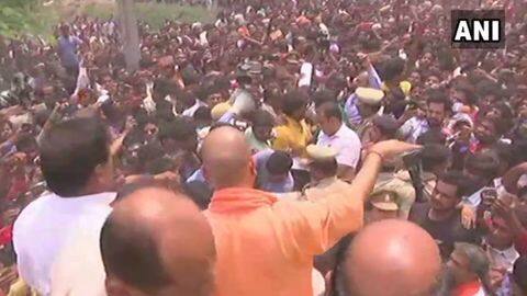 Kushinagar accident: Yogi Adityanath asks protesters to stop 'narebaazi', 'nautanki' Kushinagar accident: Yogi Adityanath asks protesters to stop 'narebaazi', 'nautanki'