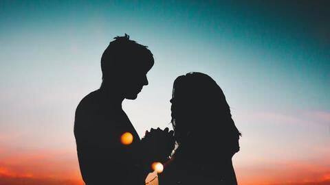 Valentine's Day: Gurgaon man offers rental boyfriend services Valentine's Day: Gurgaon man offers rental boyfriend services