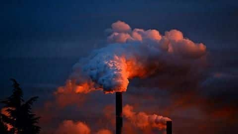 Acid rain increasing due to pollution Acid rain increasing due to pollution
