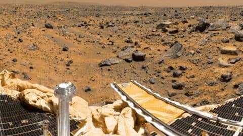 SpaceX Mars mission pushed back SpaceX Mars mission pushed back