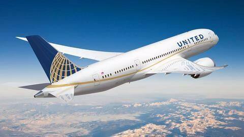 Outrage: United Airlines overbooks flight, drags passenger off board Outrage: United Airlines overbooks flight, drags passenger off board