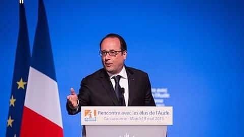 French president slams Trump over Merkel criticism French president slams Trump over Merkel criticism