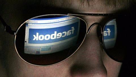 Facebook rejects Pakistan's demand for linking accounts to cell numbers Facebook rejects Pakistan's demand for linking accounts to cell numbers