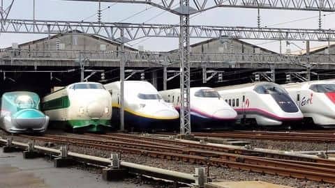 Japanese rail operator apologizes after train leaves 20 seconds early Japanese rail operator apologizes after train leaves 20 seconds early