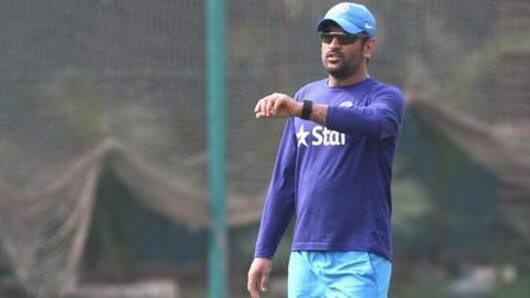 When Dhoni made news for abusing Manish Pandey